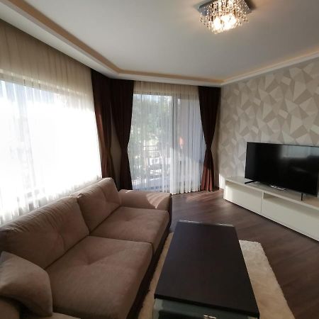 City Center Lux Apartment فارنا المظهر الخارجي الصورة