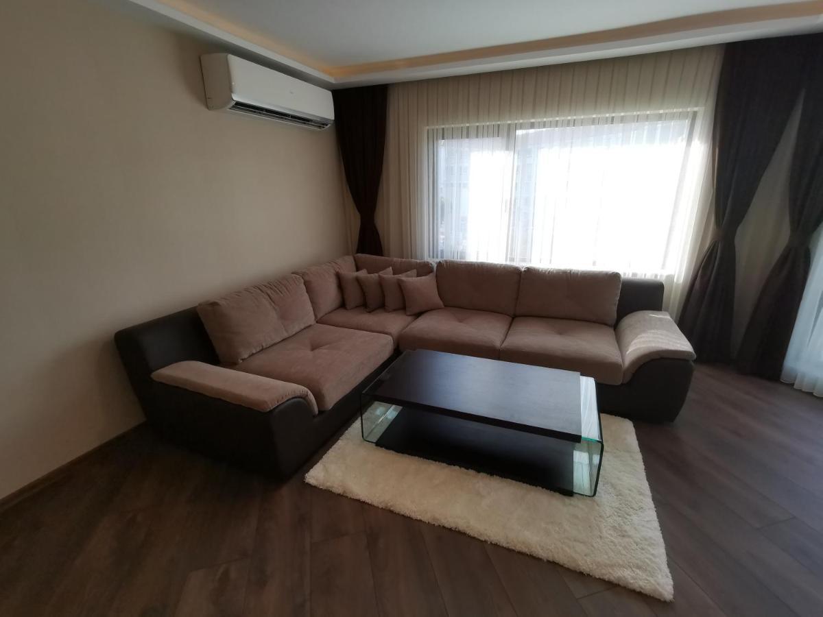 City Center Lux Apartment فارنا المظهر الخارجي الصورة
