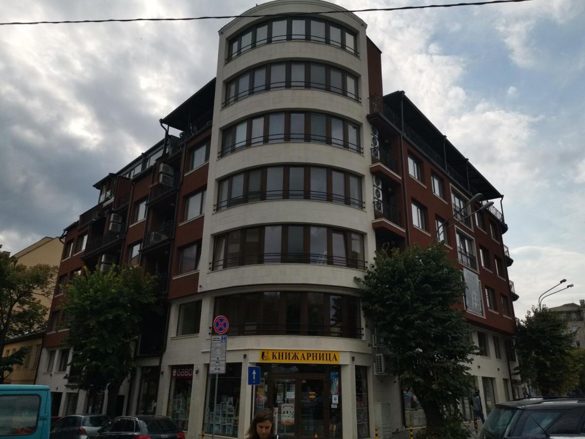 City Center Lux Apartment فارنا المظهر الخارجي الصورة