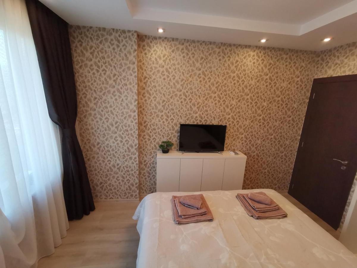 City Center Lux Apartment فارنا المظهر الخارجي الصورة