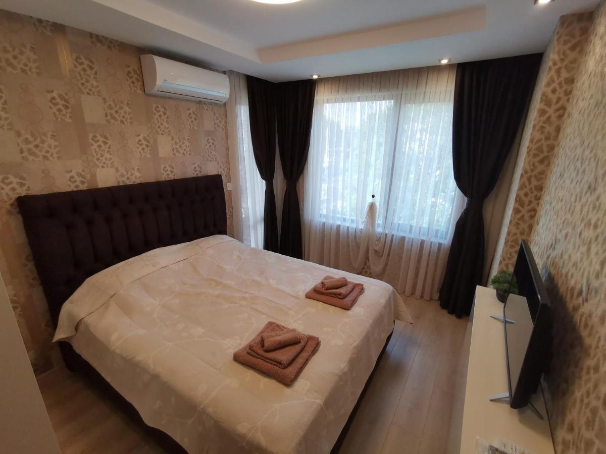 City Center Lux Apartment فارنا المظهر الخارجي الصورة